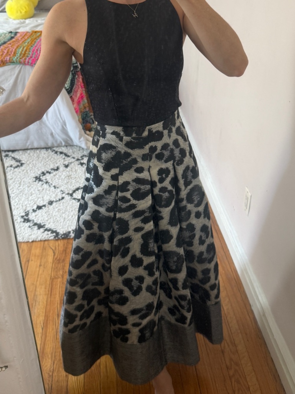 •Sachin & Babi Noir Black and Gray Leopard Print Midi Skirt•